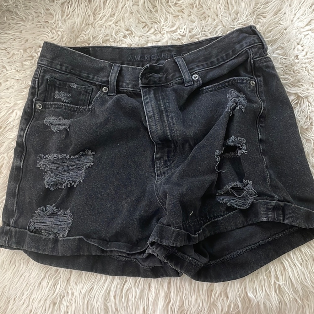 American Eagle Mom Short